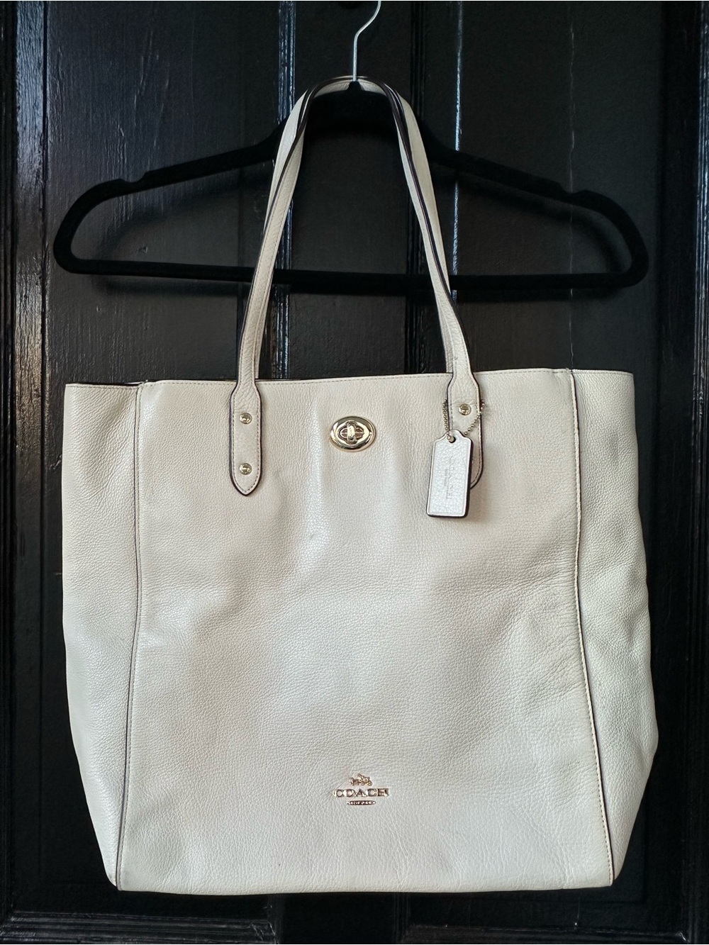 Coach Ivory Pebbled Leather Tote Bag Turnlock Zip Top Gold Hardware